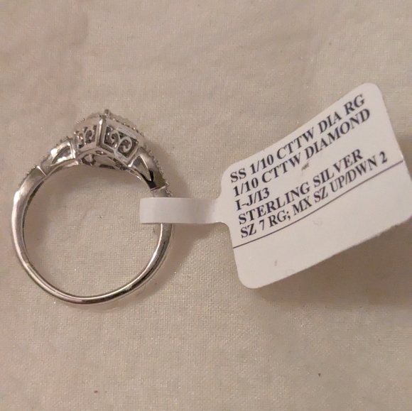 Sterling Silver Diamond Ring Size 7 NWT - Picture 2 of 5